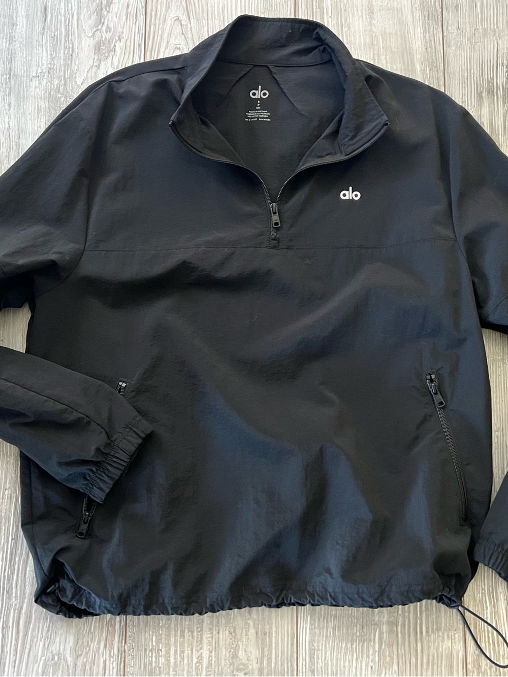 ALO Yoga Black Half-Zip Windbreaker Pullover